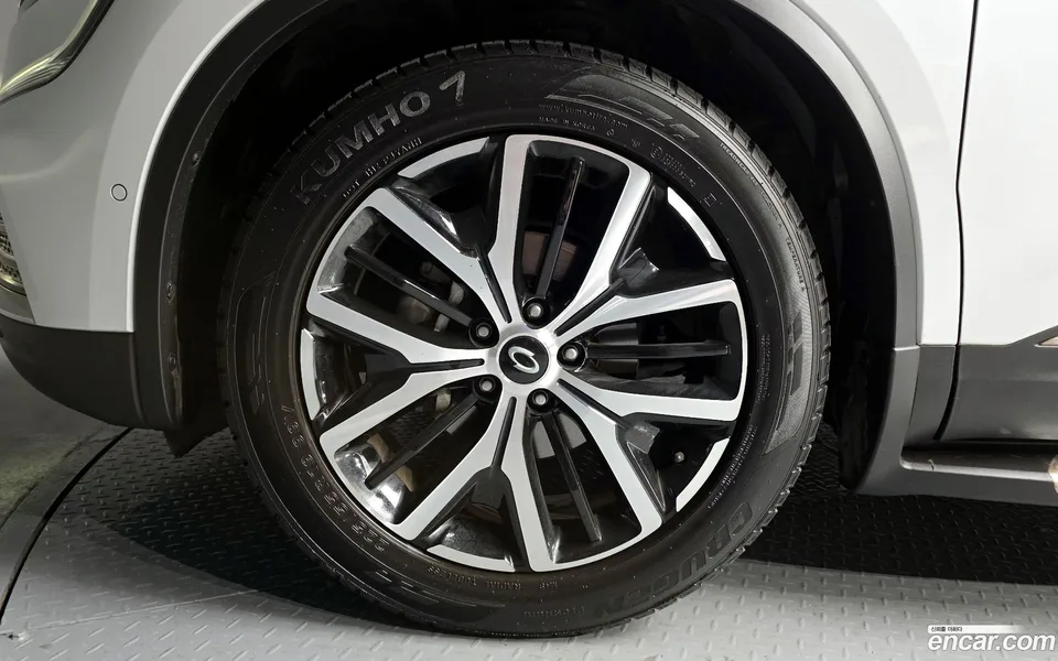 Renault Samsung QM6 2.0 GDe RE 2WD 2022 — миниатюра 5