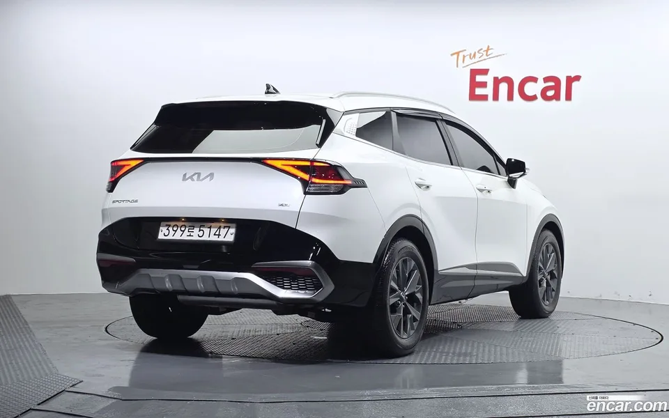 Kia Sportage 1.6 4WD 2023 — миниатюра 2