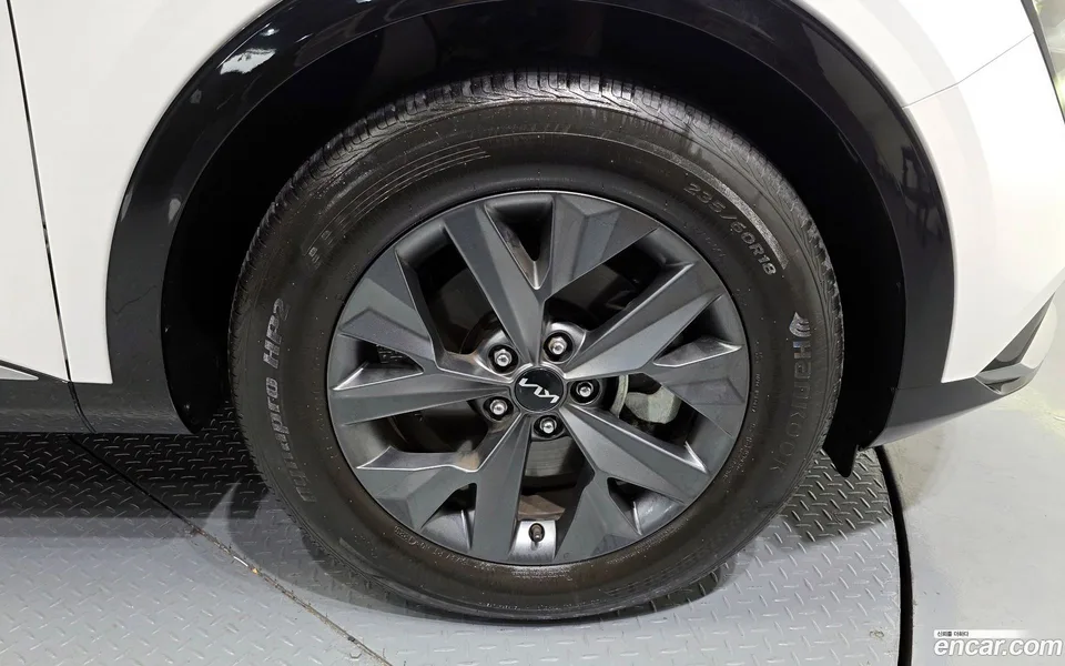 Kia Sportage 1.6 4WD 2023 — миниатюра 5
