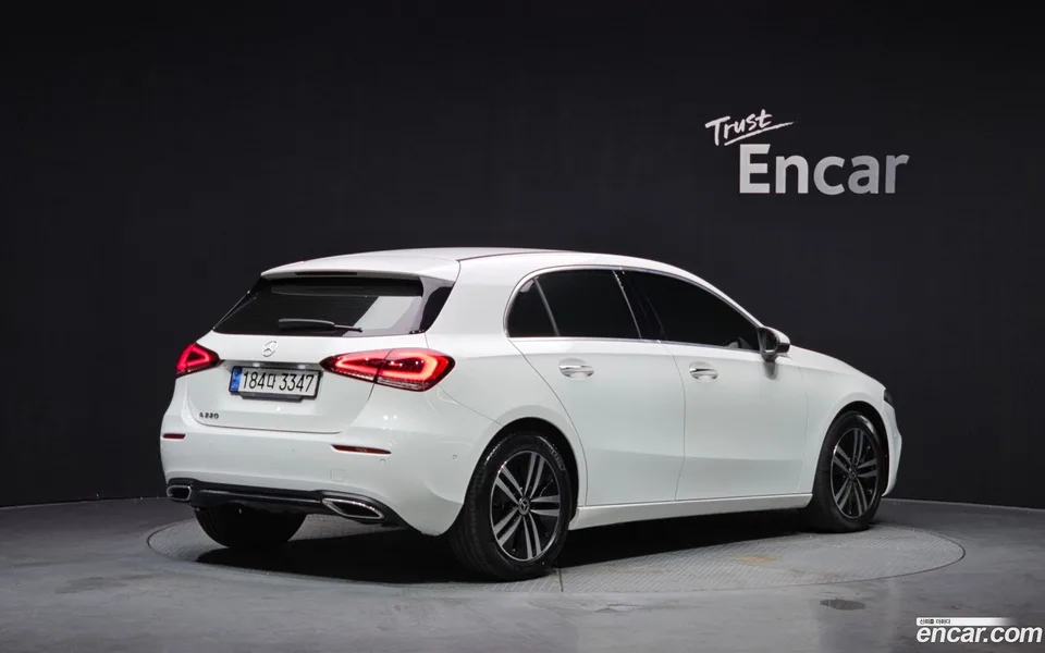 Mercedes-Benz A-Class A220 2023 — миниатюра 2