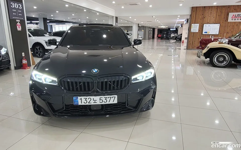 BMW 3 Series 320i M 2023 — миниатюра 3