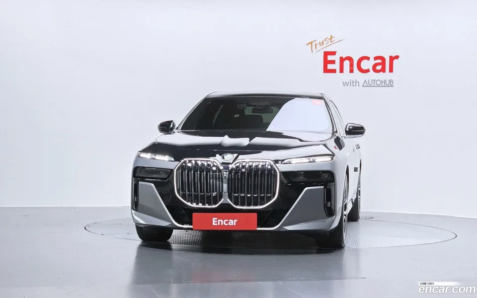 BMW 7 Series 740d xDrive M 2025 — миниатюра 3