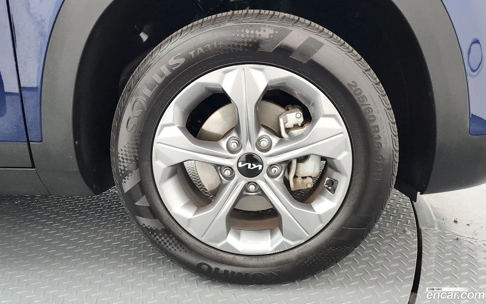 Kia Seltos 2.0 2WD 2023 — миниатюра 5