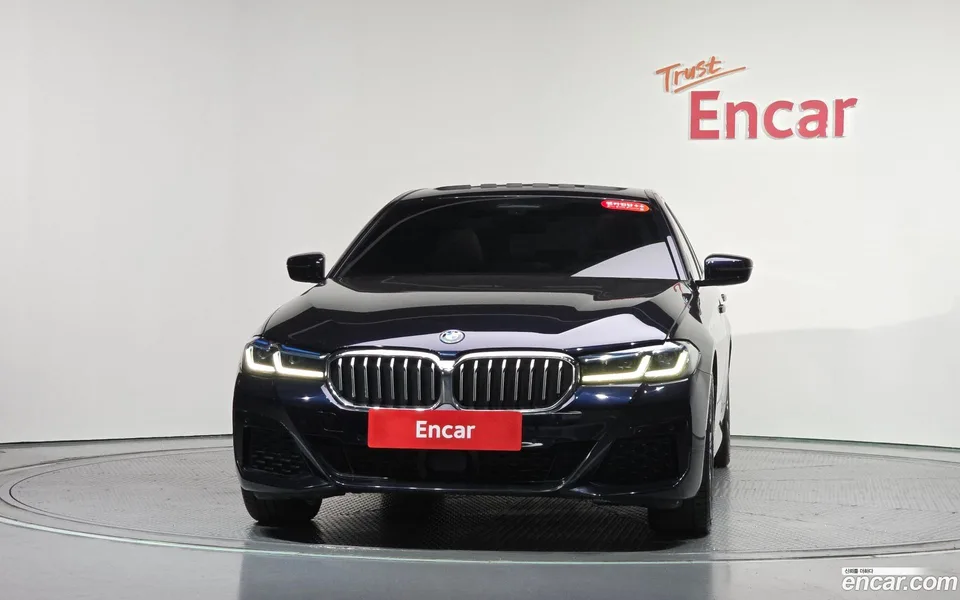 BMW 5 Series 530e M 2022 — миниатюра 3