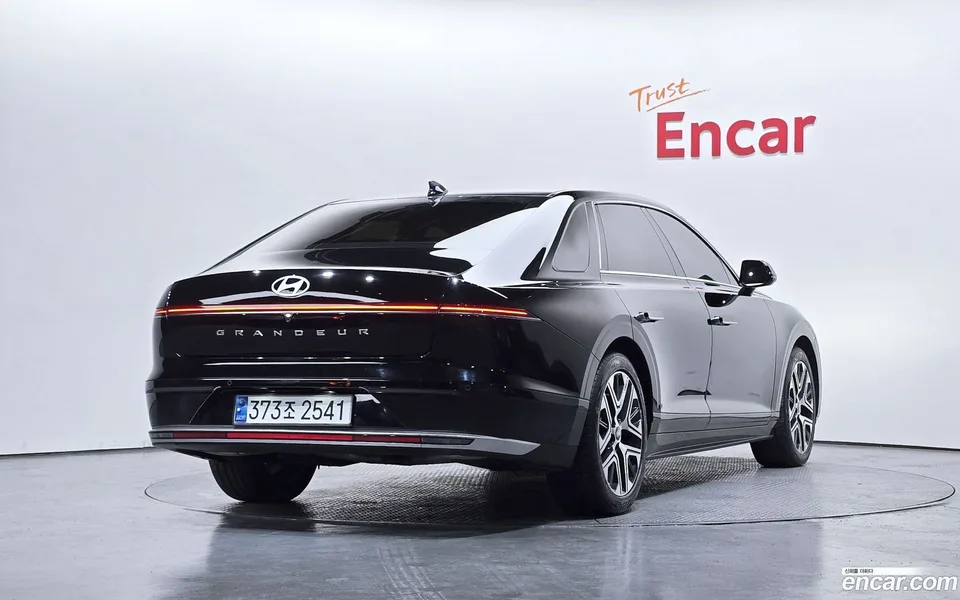 Hyundai Grandeur 3.5 LPG 2WD 2023 — миниатюра 2