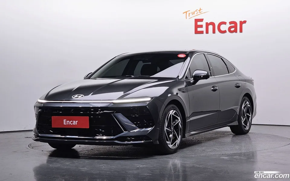 Hyundai Sonata The Edge Hybrid 2023 — фото 1, купить с доставкой в Москву