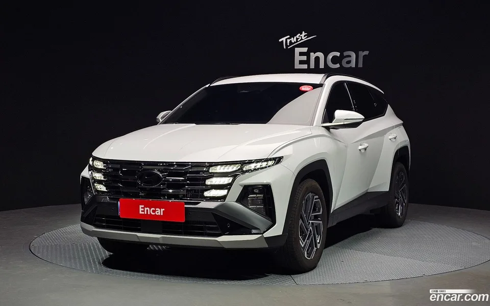 Hyundai Tucson NX4 1.6 2WD 2024 — фото 1, купить с доставкой в Москву