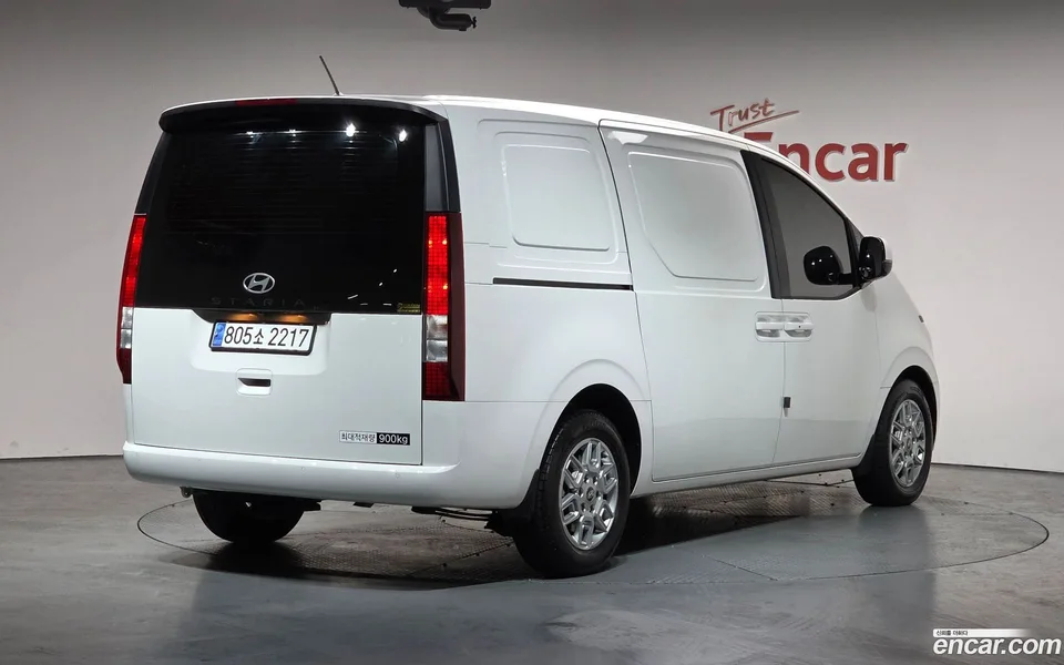 Hyundai Staria 3 2025 — миниатюра 2
