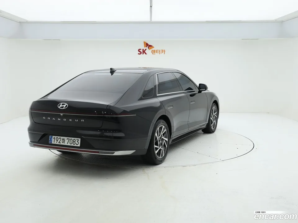 Hyundai Grandeur 2.5 2WD 2023 — миниатюра 3