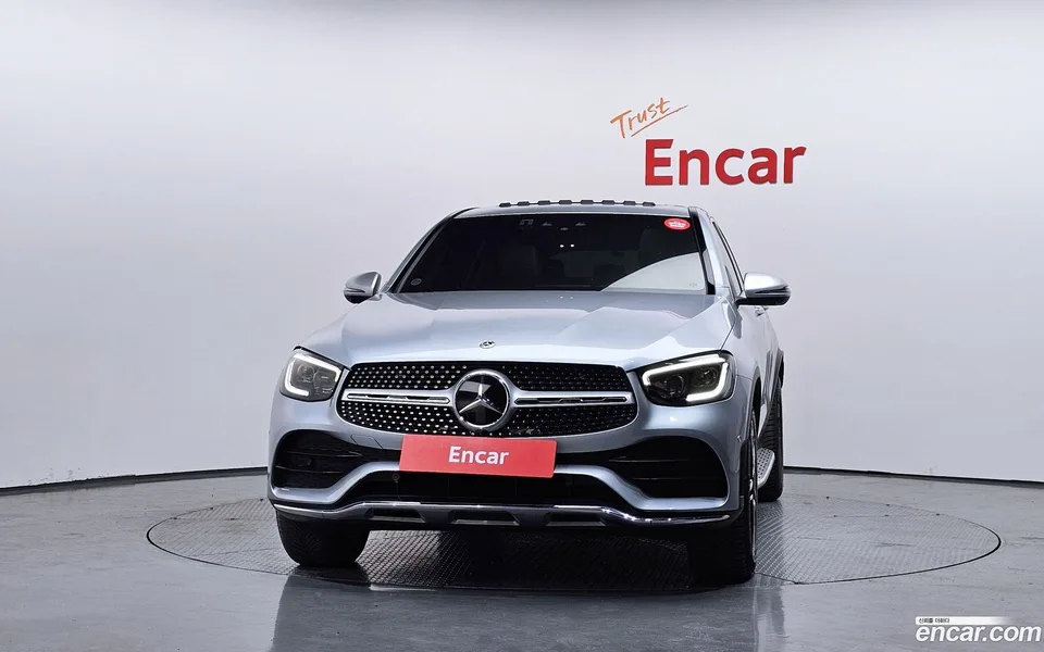 Mercedes-Benz GLC-Class GLC300 4MATIC 2023 — миниатюра 3