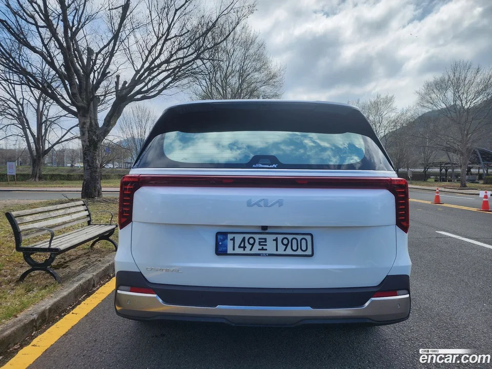 Kia Carnival 7 2024 — миниатюра 4