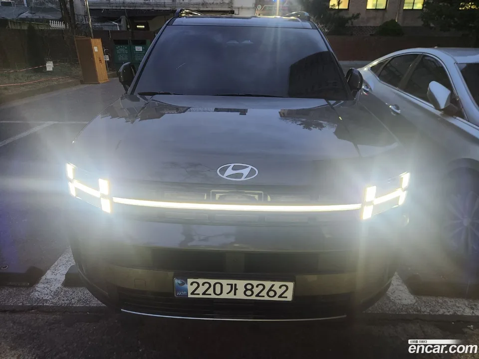 Hyundai SantaFe HEV 1.6 2WD 2024 — фото 1, купить с доставкой в Москву