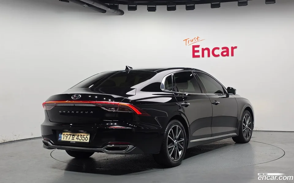 Hyundai Grandeur IG 2.5 2022 — миниатюра 2
