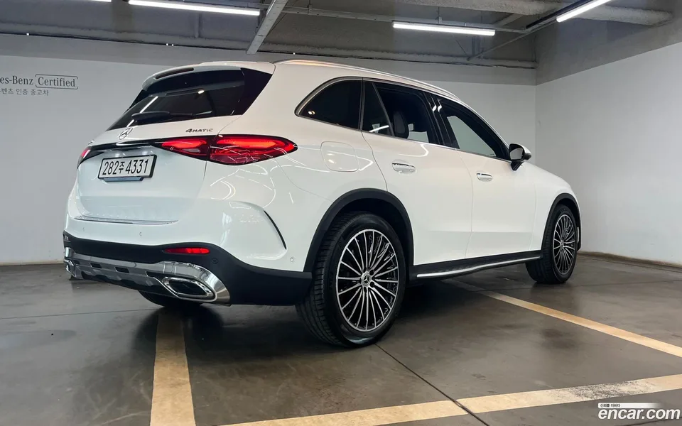 Mercedes-Benz GLC-Class GLC300 4MATIC AMG Line 2025 — миниатюра 2