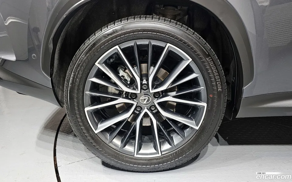 Lexus NX 350h 2024 — миниатюра 5
