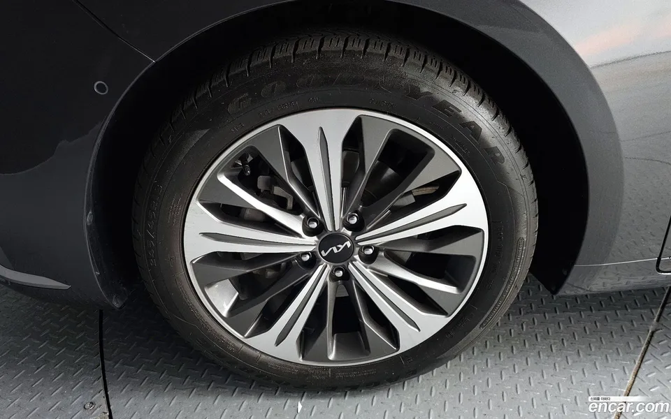 Kia K8 Hybrid 2023 — миниатюра 5