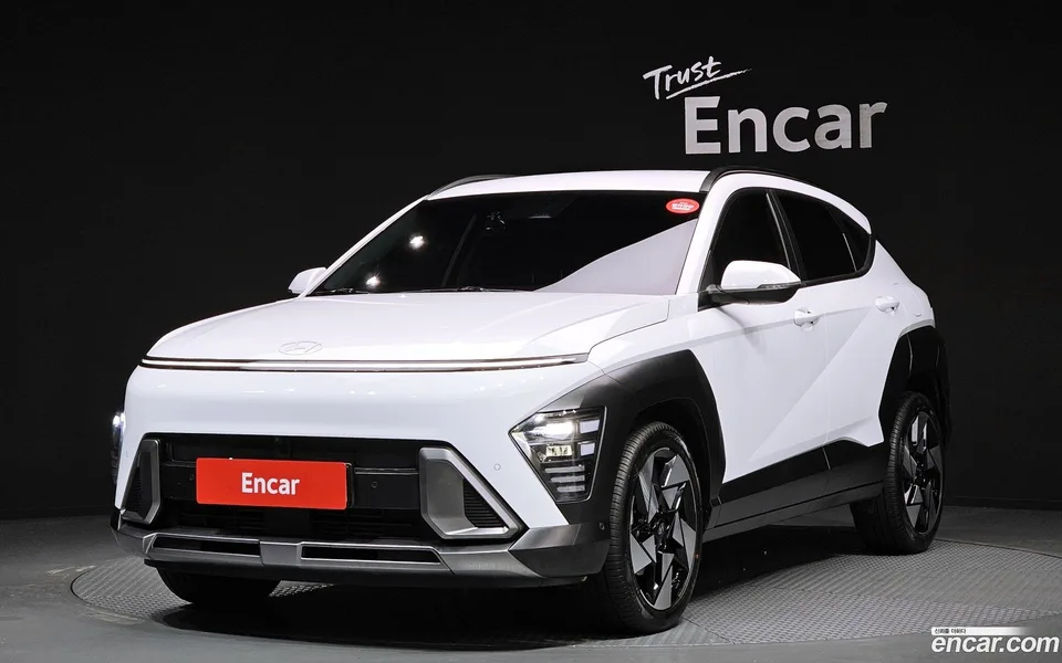 Hyundai Kona 1.6 2WD 2024 — фото 1, купить с доставкой в Москву