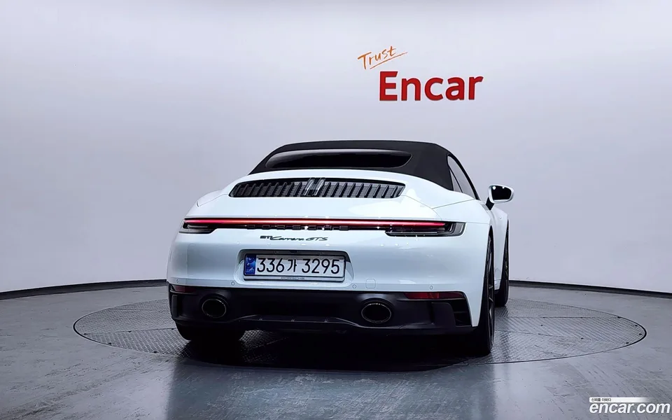 Porsche 911 (992) GTS 2022 — миниатюра 4