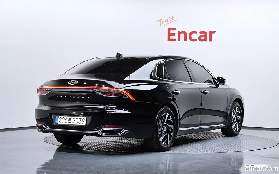 Hyundai Grandeur IG Hybrid 2022 — миниатюра 2