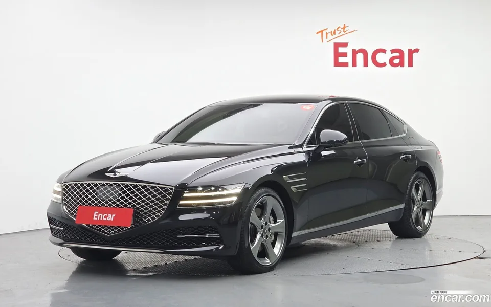 Genesis G80 2.5 2WD 2023 — фото 1, купить с доставкой в Москву
