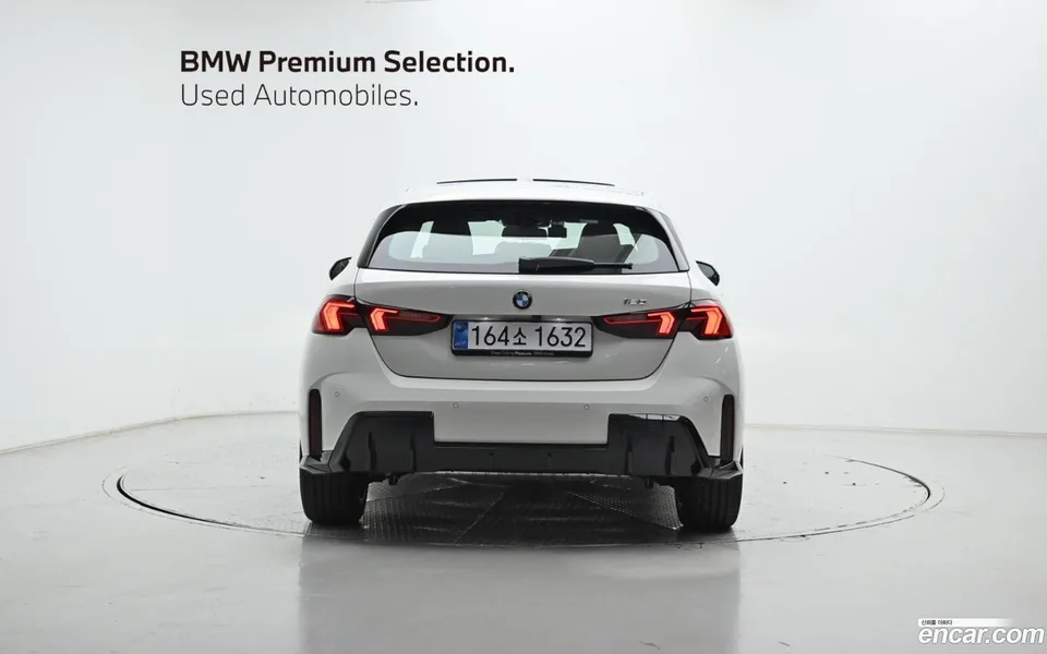 BMW 1 Series 120 M 2025 — миниатюра 4