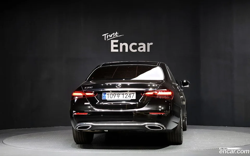 Mercedes-Benz E-Class E250 2023 — миниатюра 4