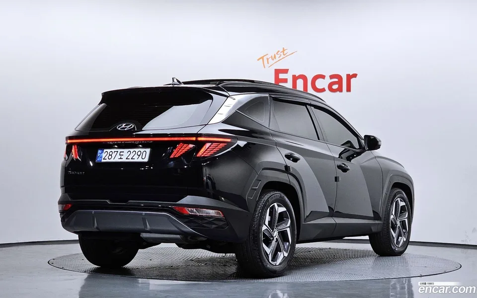 Hyundai Tucson 2.0 2WD 2023 — миниатюра 2
