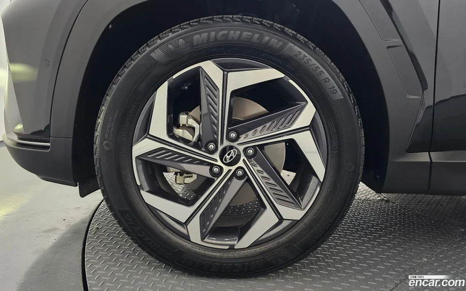 Hyundai Tucson 2.0 2WD 2023 — миниатюра 5