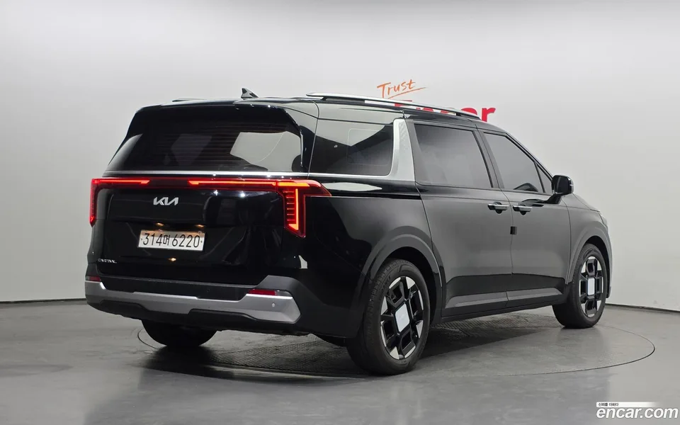 Kia Carnival 9 2024 — миниатюра 2