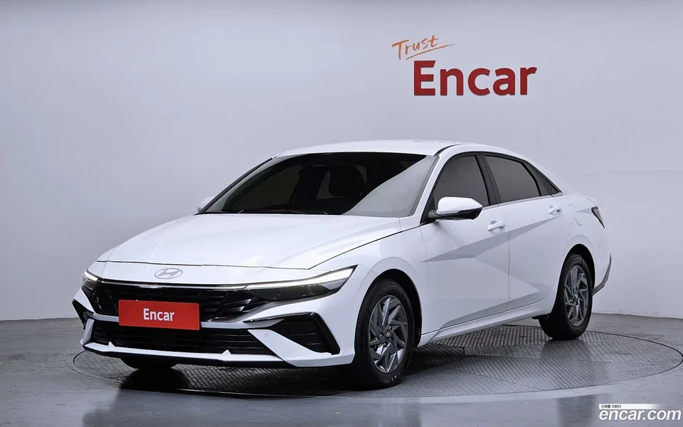 Hyundai Avante CN7 1.6 2024 — фото 1, купить с доставкой в Москву