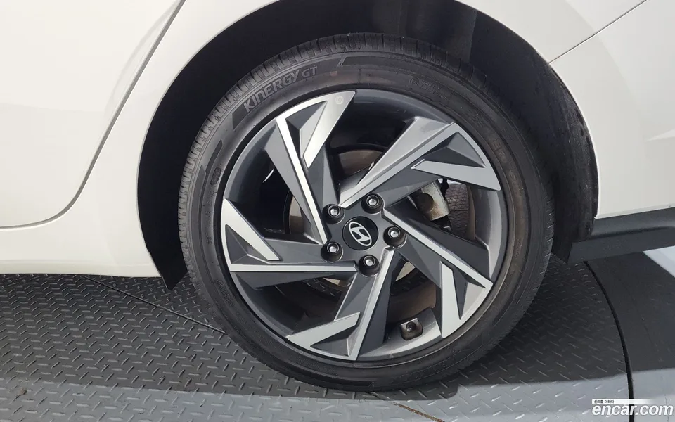 Hyundai Avante CN7 1.6 2023 — миниатюра 5