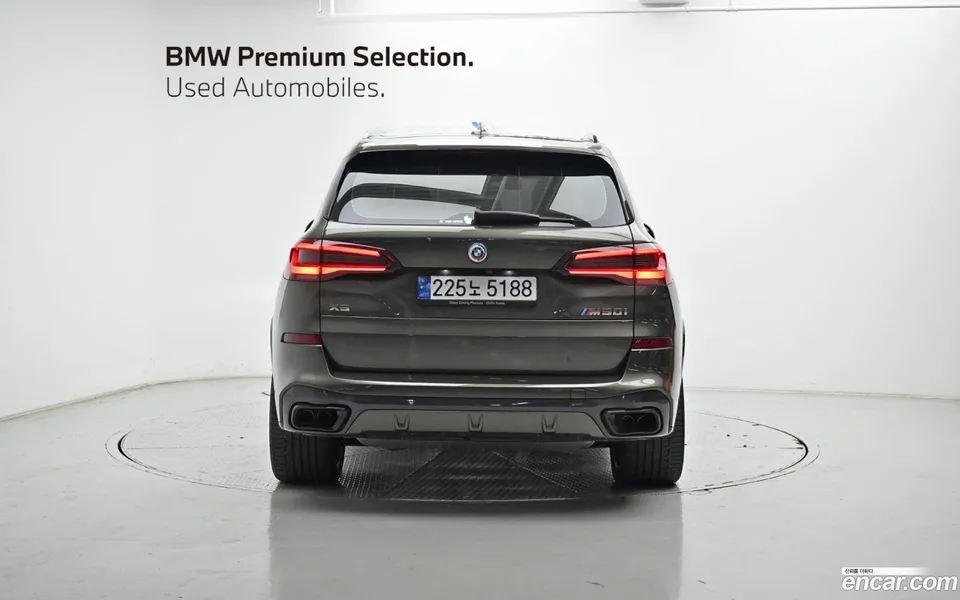 BMW X5 M50i 2023 — миниатюра 4