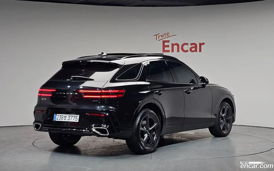 Genesis GV70 2.5T AWD 2024 — миниатюра 2