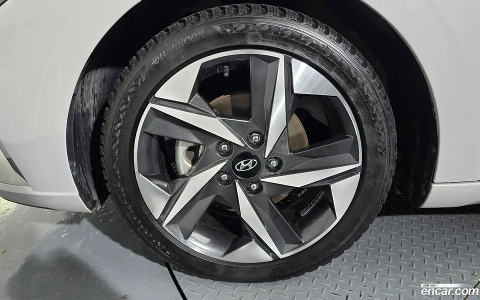 Hyundai Avante 1.6 2022 — миниатюра 5