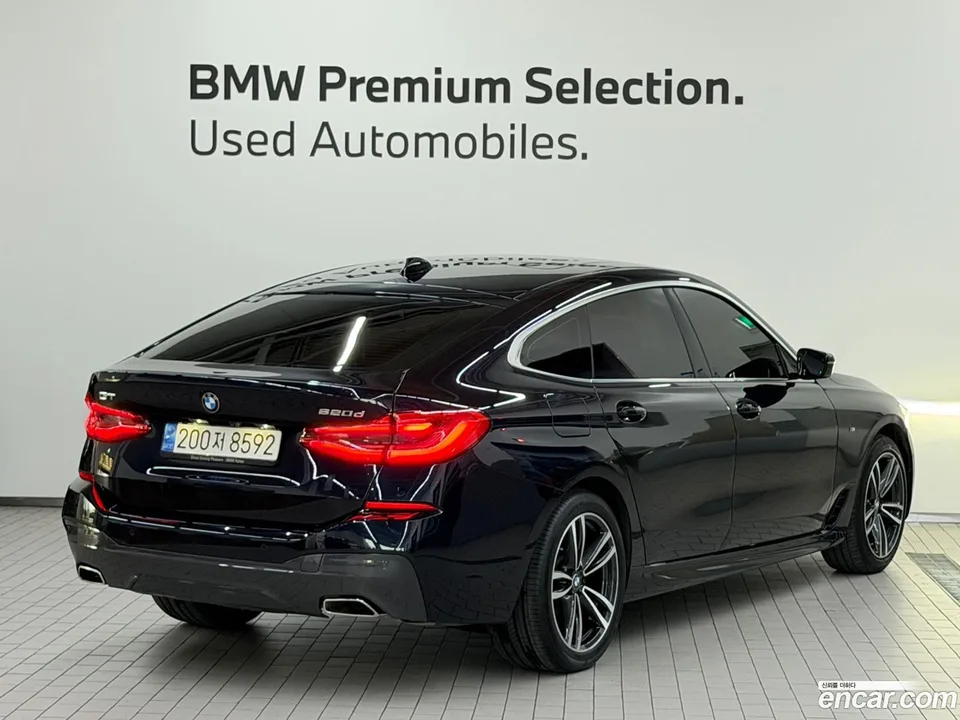 BMW 6 Series GT 620d M 2022 — миниатюра 2