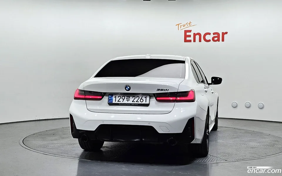 BMW 3 Series 320i M 2022 — миниатюра 3