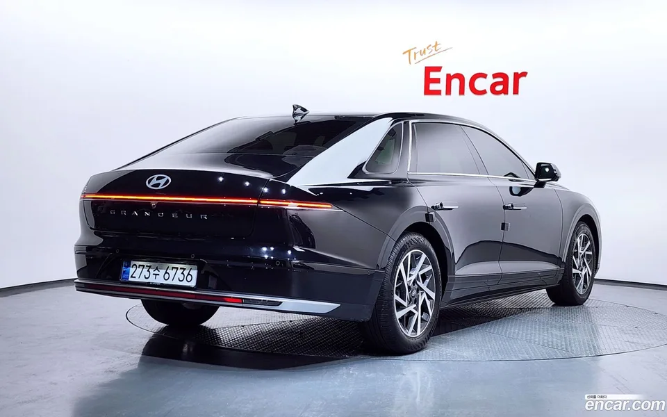 Hyundai Grandeur 2.5 2WD 2023 — миниатюра 2