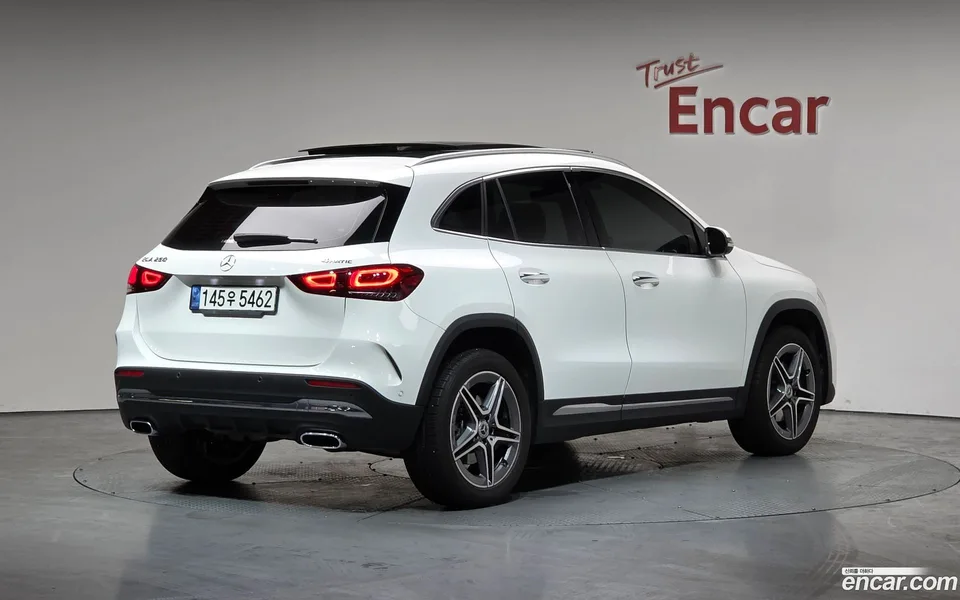 Mercedes-Benz GLA-Class GLA250 4MATIC 2022 — миниатюра 2