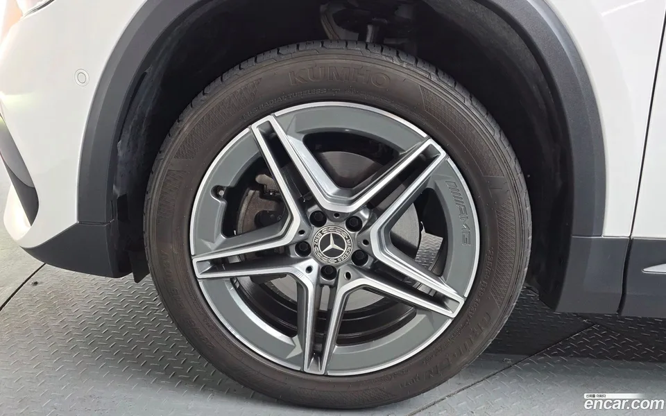 Mercedes-Benz GLA-Class GLA250 4MATIC 2022 — миниатюра 5