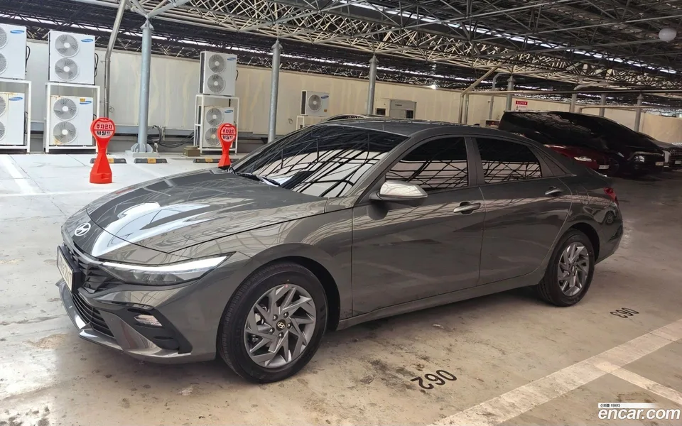 Hyundai Avante CN7 1.6 2026 — миниатюра 2