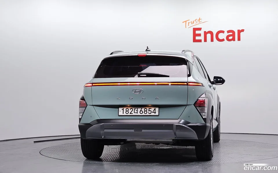 Hyundai Kona Hybrid 2023 — миниатюра 4