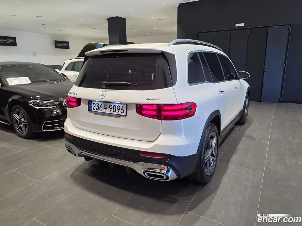 Mercedes-Benz GLB-Class GLB250 4MATIC 2025 — миниатюра 2