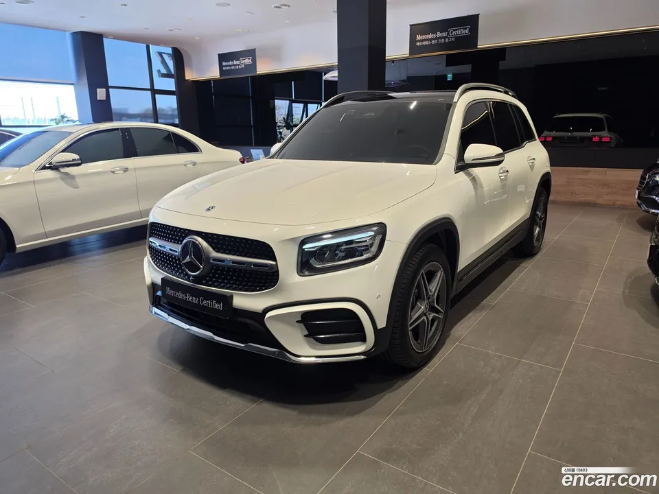 Mercedes-Benz GLB-Class GLB250 4MATIC 2025 — фото 1, купить с доставкой в Москву