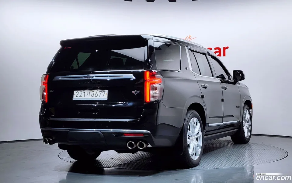 Chevrolet Tahoe 6.2 4WD 2022 — миниатюра 2