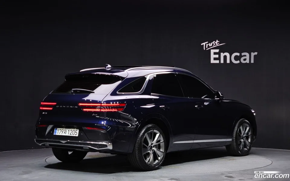 Genesis GV70 2.5T AWD 2024 — миниатюра 2