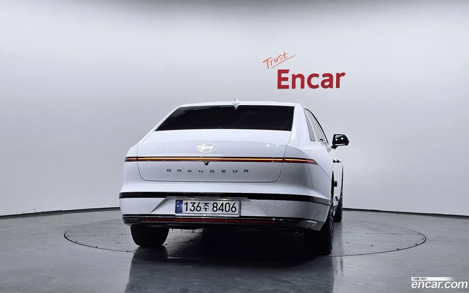 Hyundai Grandeur Hybrid 2024 — миниатюра 4