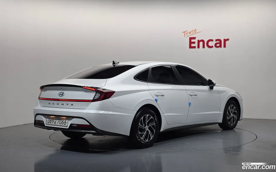 Hyundai Sonata Hybrid 2022 — миниатюра 2