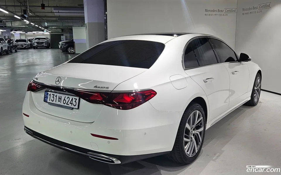Mercedes-Benz E-Class E220d 4MATIC 2024 — миниатюра 4