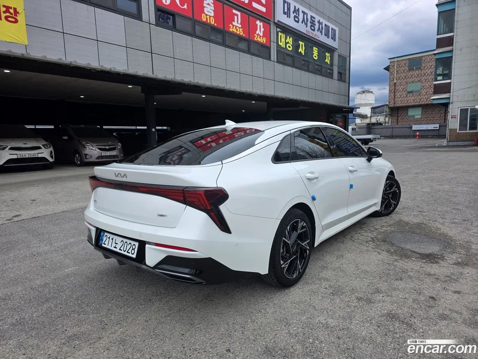 Kia K5 Hybrid 2024 — миниатюра 3