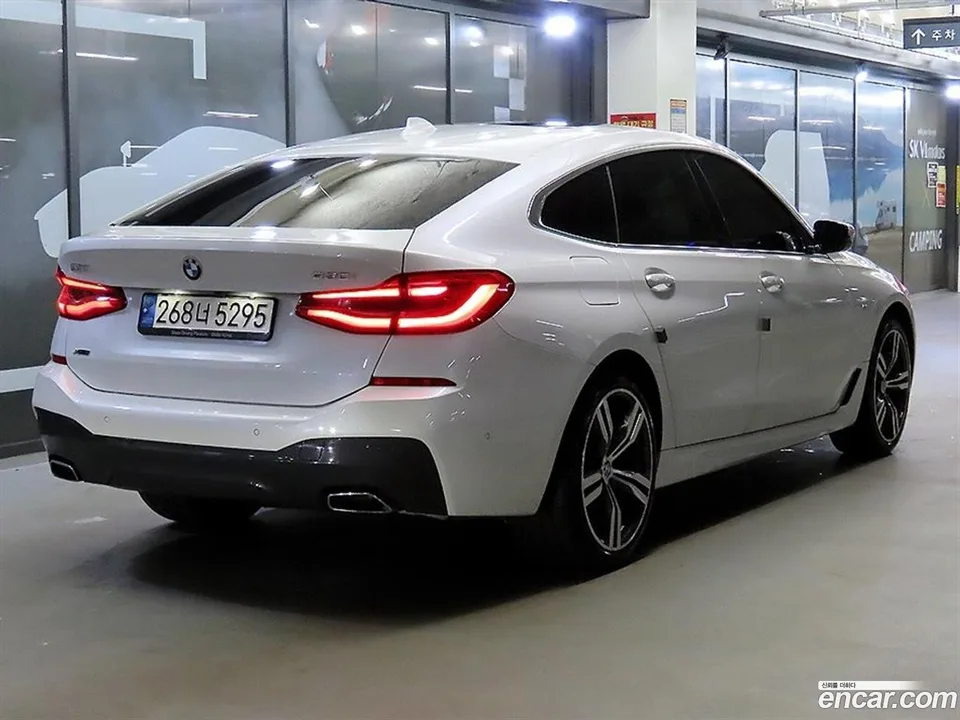 BMW 6 Series GT 630i xDrive M 2022 — миниатюра 4
